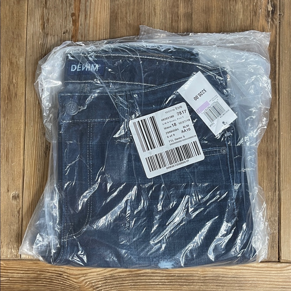 NWT SMN Denim The Finn Jeans 32